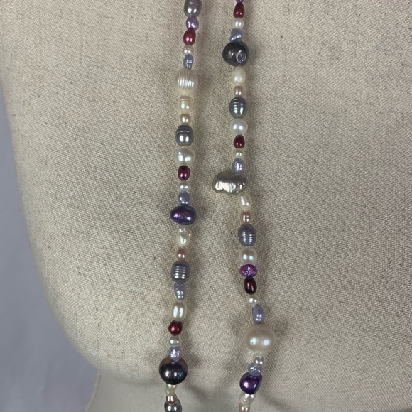 Fresh water pearls long necklace - Picture 2 of 3